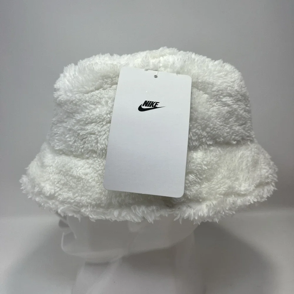 Nike Cozy Fleece Bucket Hat Kids White